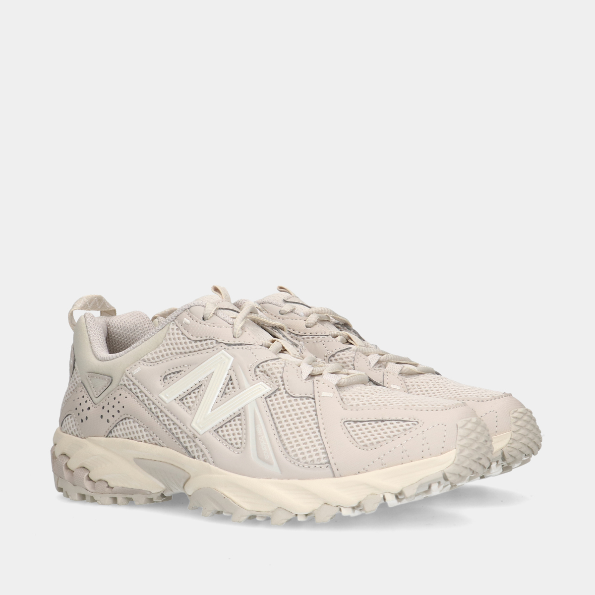 New Balance 610T Offwhite dames sneakers
